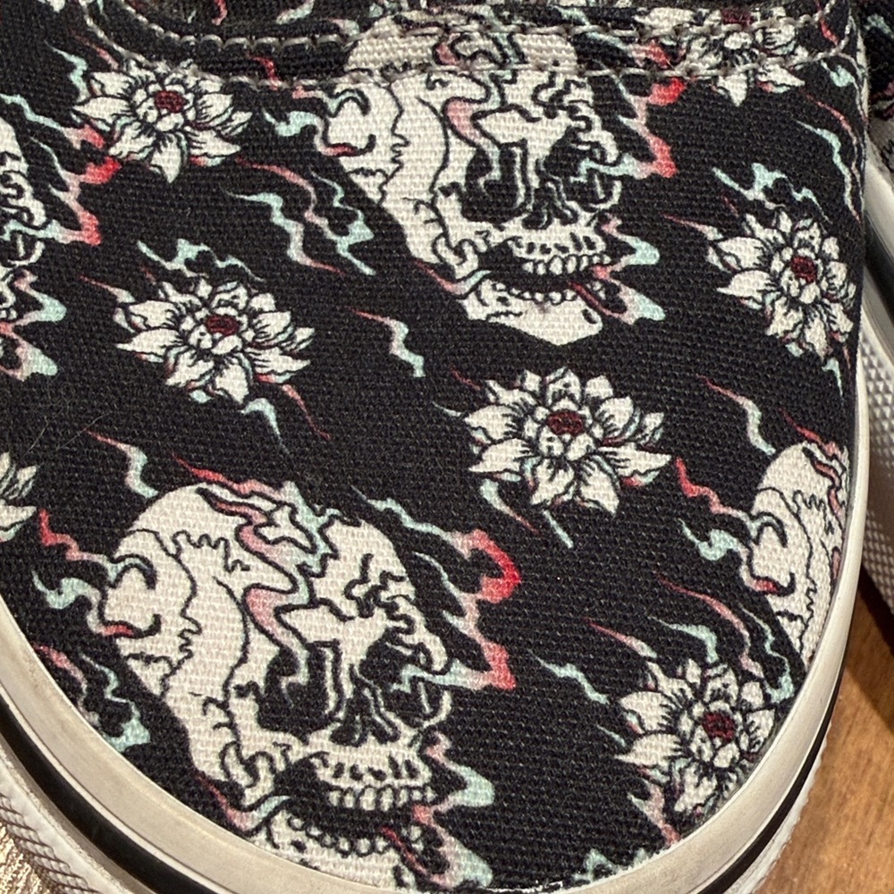 Vans Era Line Flash Skull and Flowers Black, White and Red Lace Up Sneakers - Picture 3 of 11